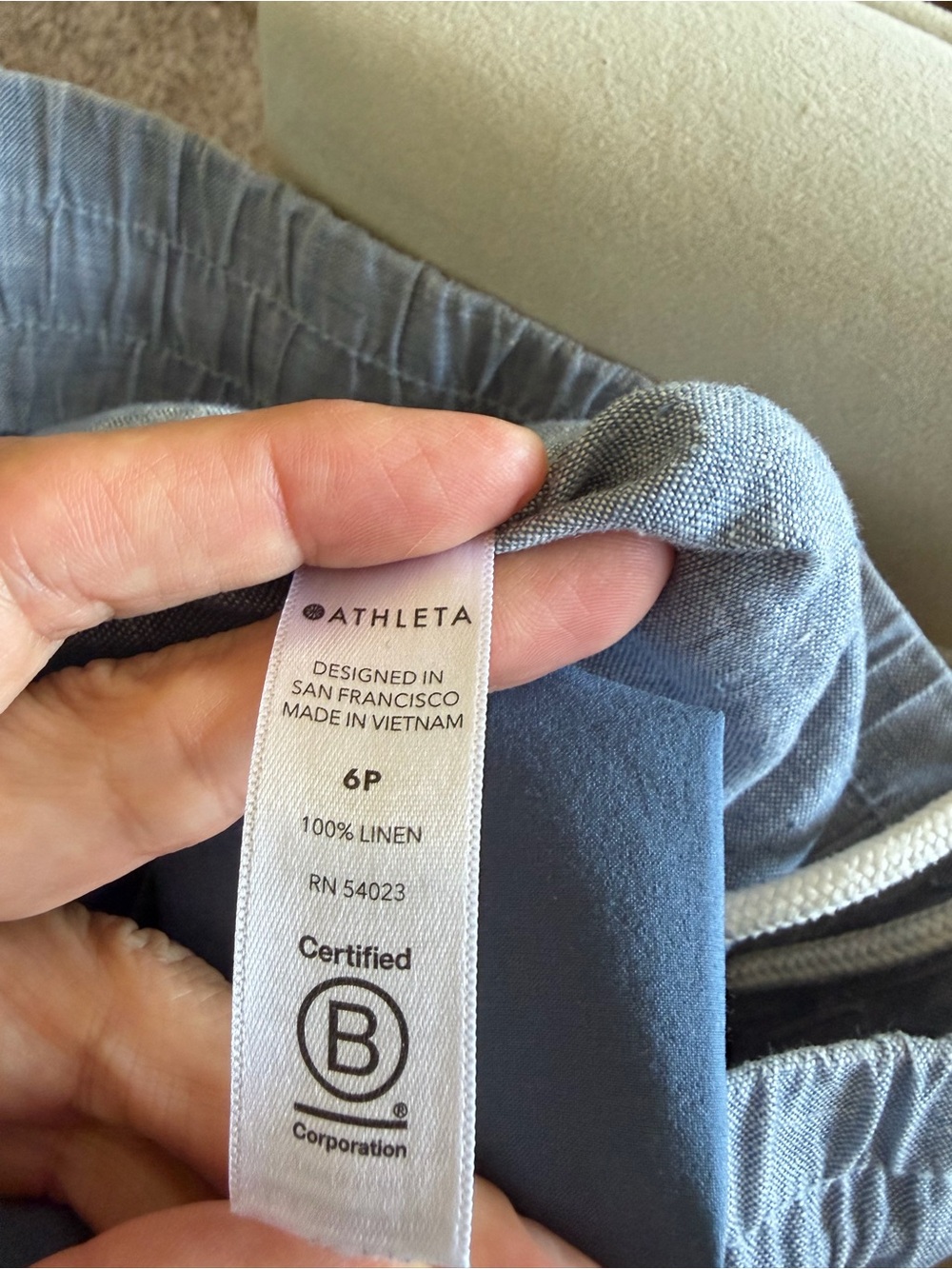 Linen Athleta Summer Pants in Chambray - Picture 7 of 7